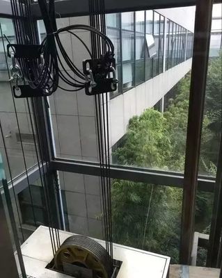電梯真的會墜落嗎？揭秘電梯安裝背后的安全機制